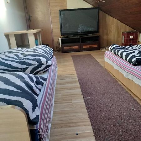 Pokoje Kwatery Noclegi 690490890 Konin  Bagian luar foto